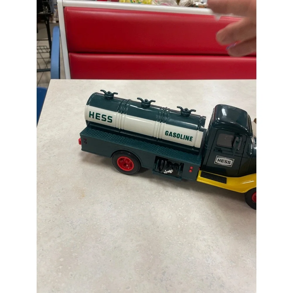 Vintage 1985 First Hess Truck Toy Bank Mint In Box